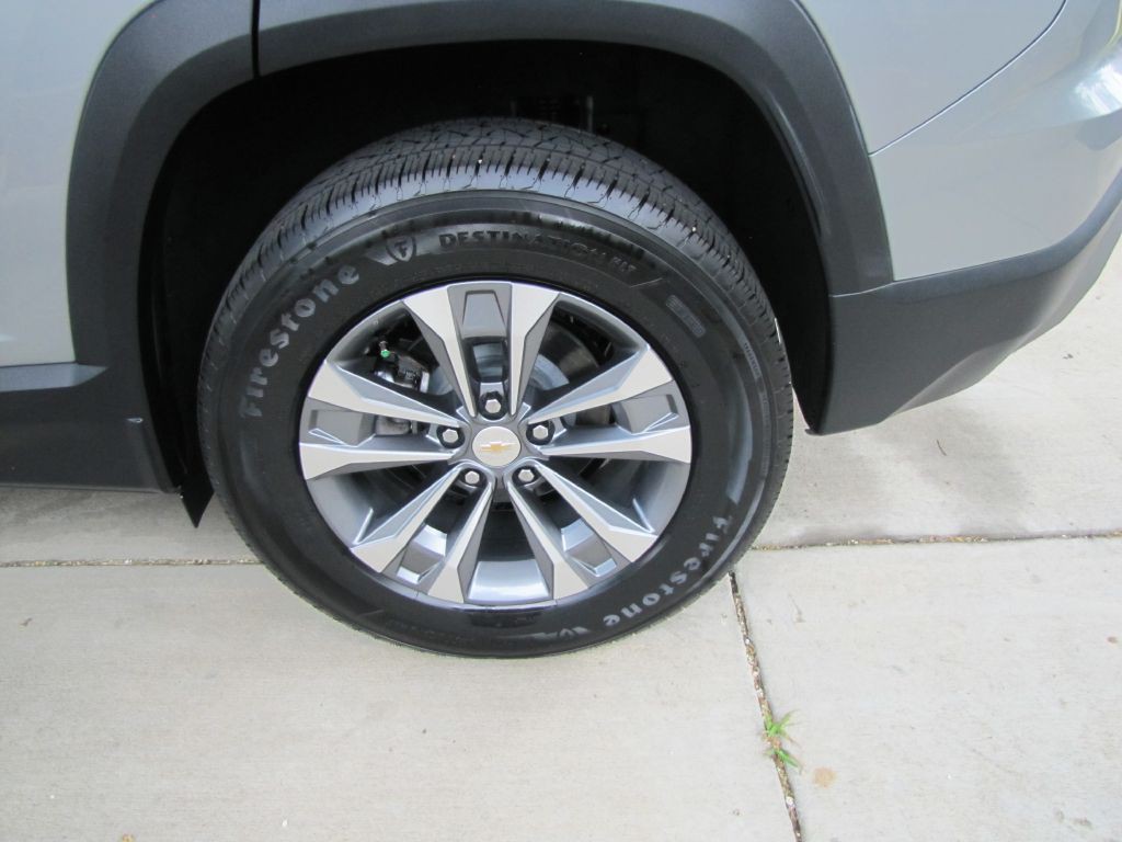 2025 Chevrolet Equinox Image 28