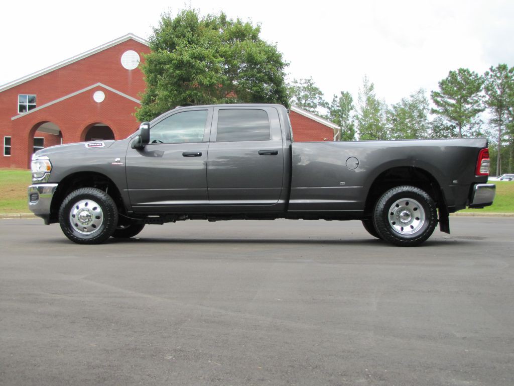 2023 Dodge Ram 3500 Image 6