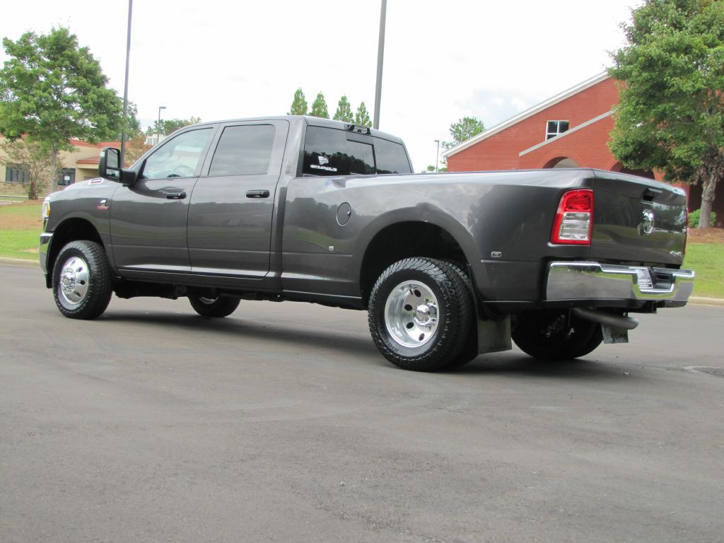 2023 Dodge Ram 3500 Image 8