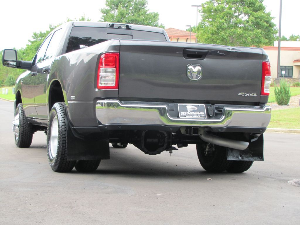 2023 Dodge Ram 3500 Image 11