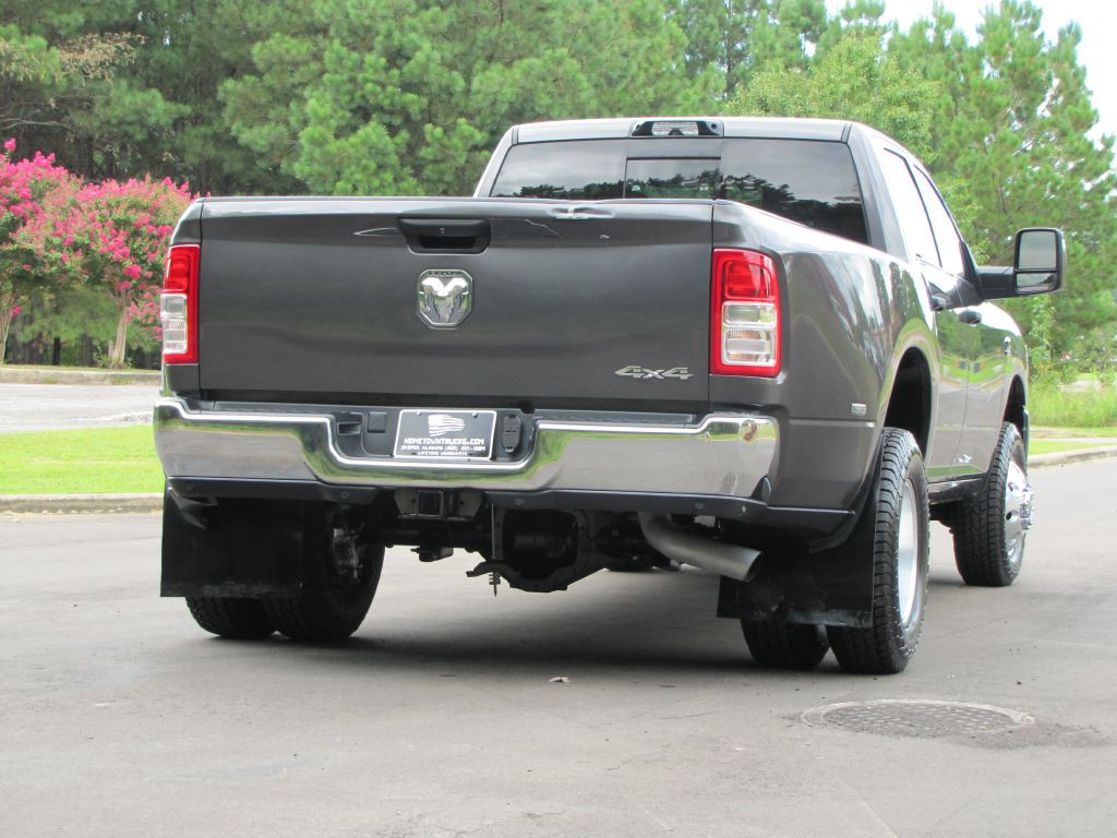 2023 Dodge Ram 3500 Image 12