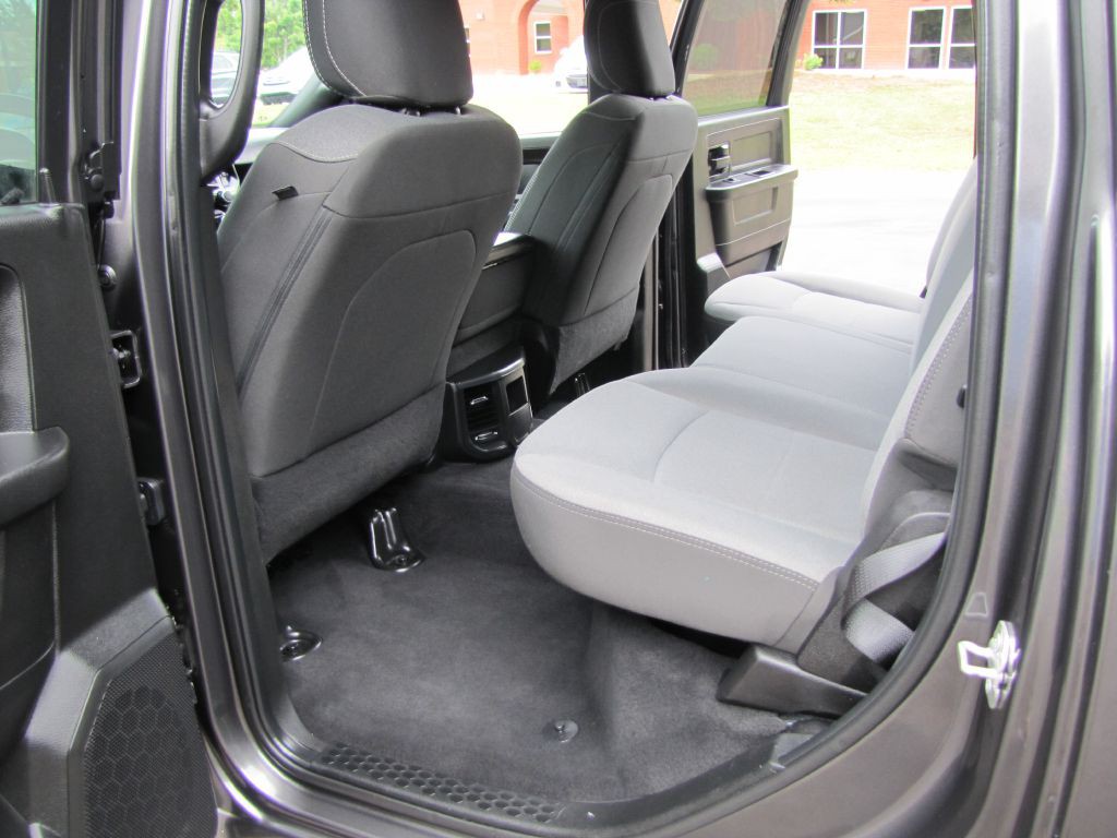 2023 Dodge Ram 3500 Image 19