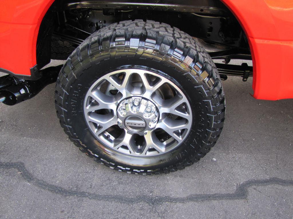 2022 Ford F-350 Image 26