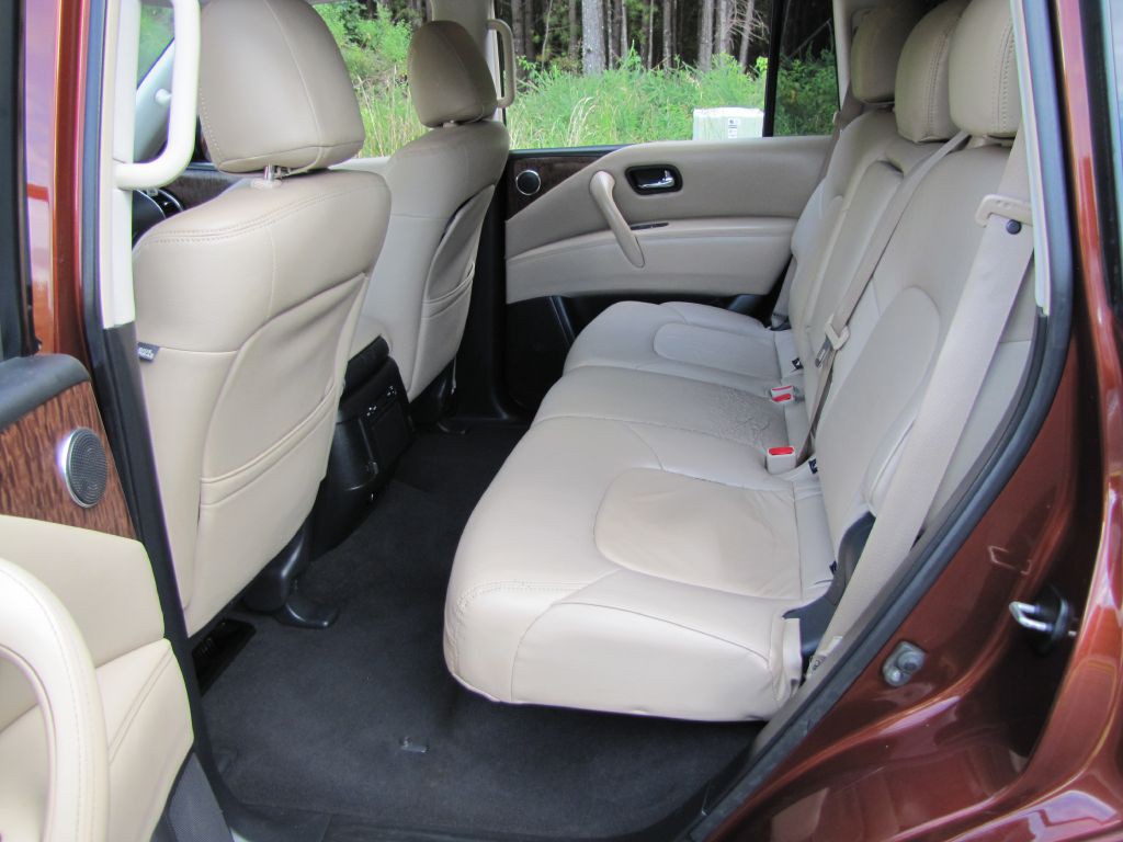 2018 Nissan Armada Image 17