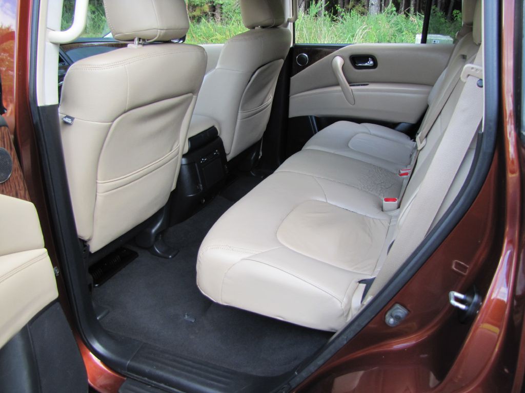 2018 Nissan Armada Image 18