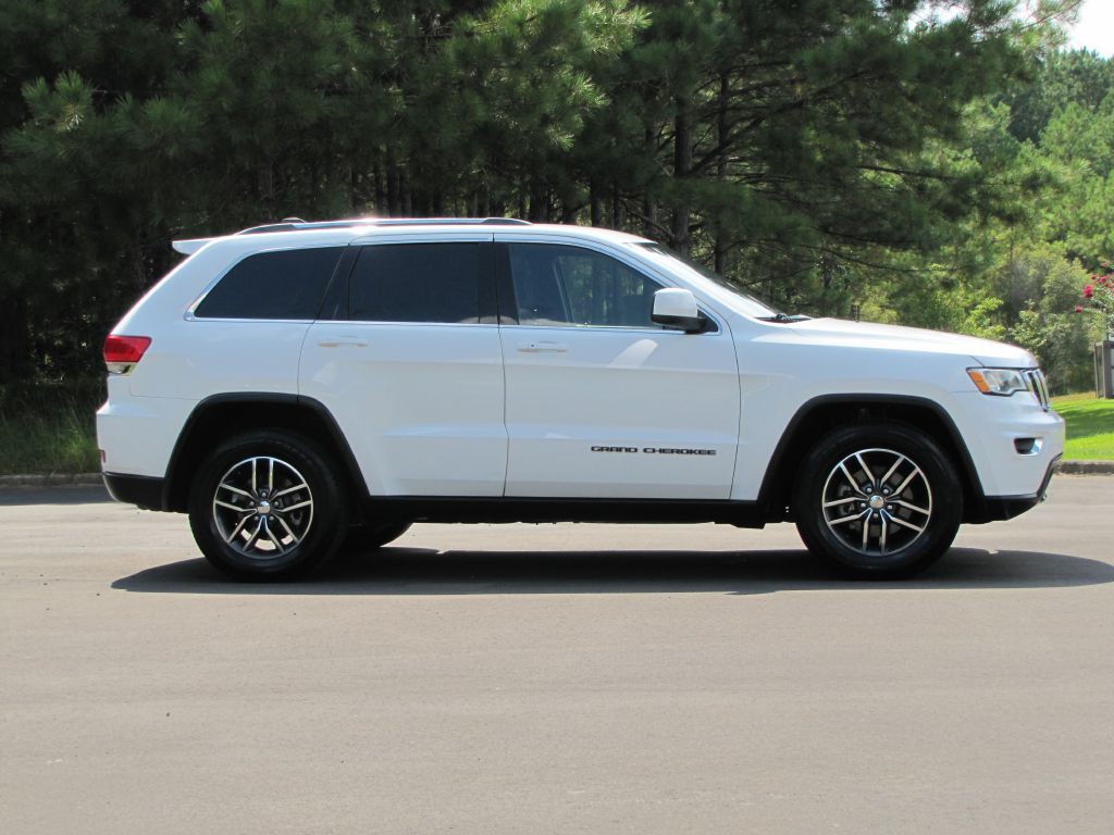 2018 Jeep Grand Cherokee Image 3