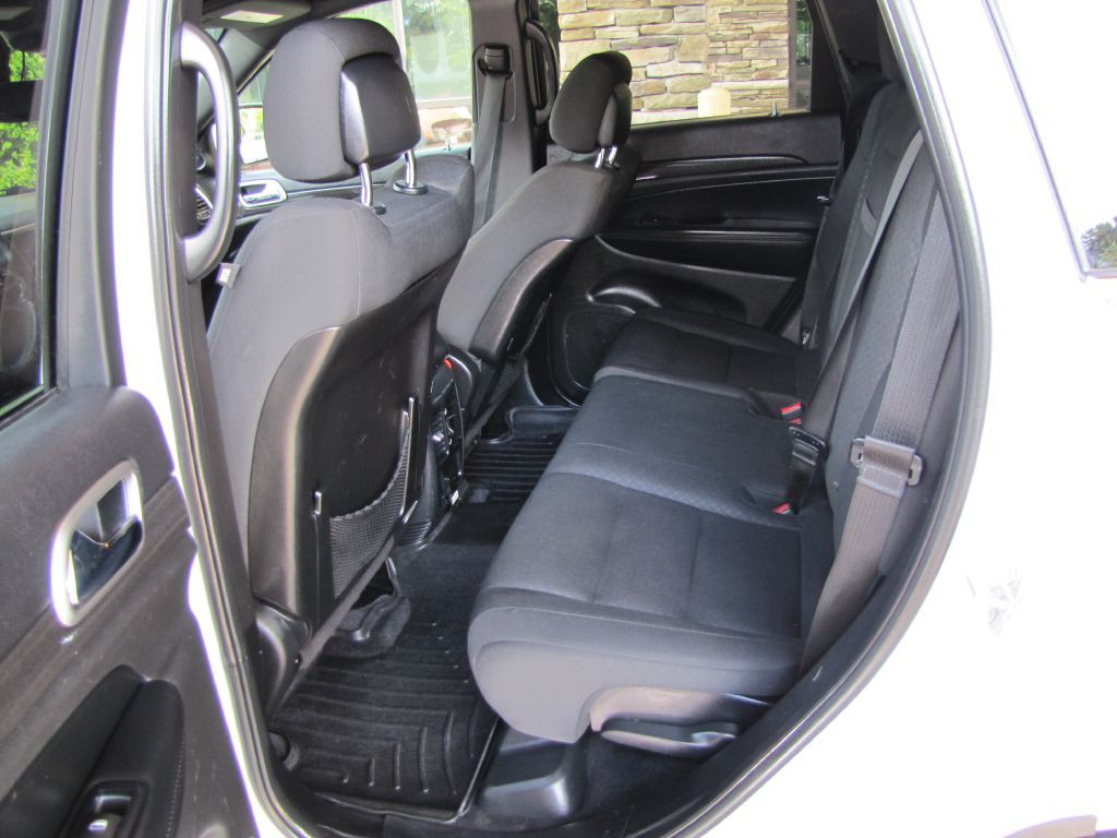 2018 Jeep Grand Cherokee Image 17
