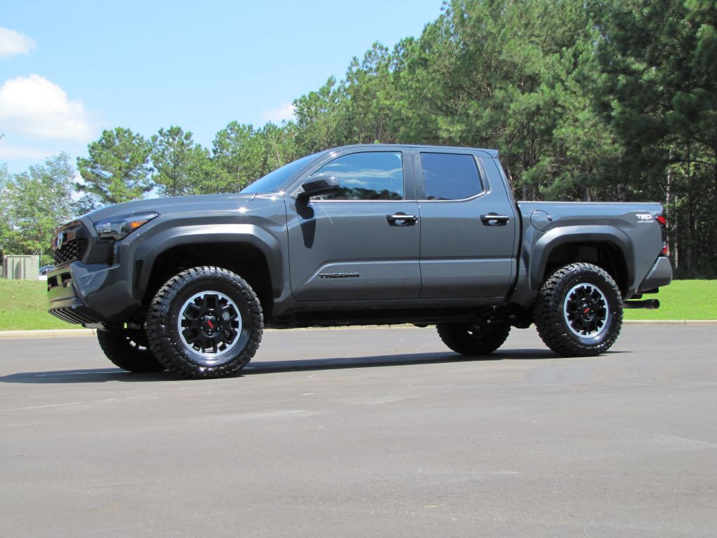 2024 Toyota Tacoma Image 4