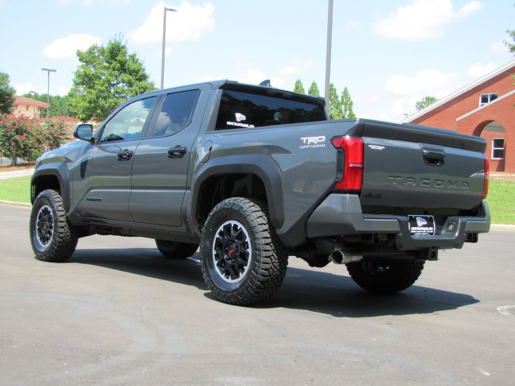 2024 Toyota Tacoma Image 7