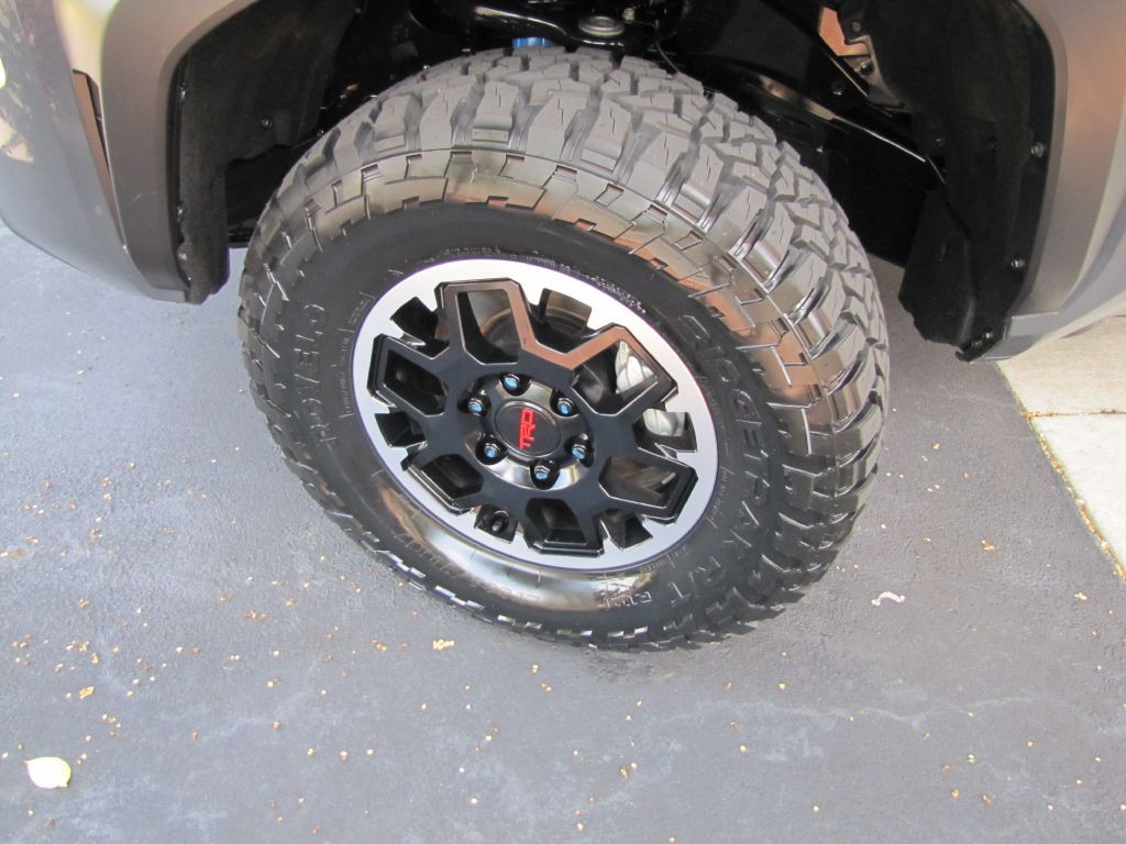 2024 Toyota Tacoma Image 21