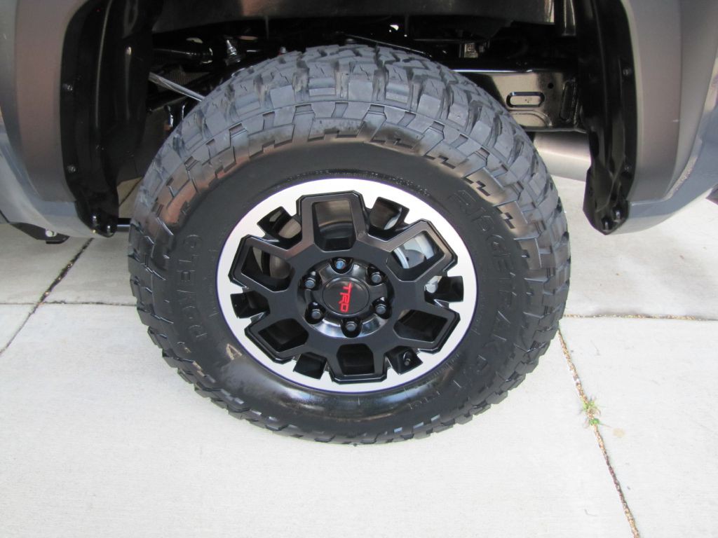 2024 Toyota Tacoma Image 23