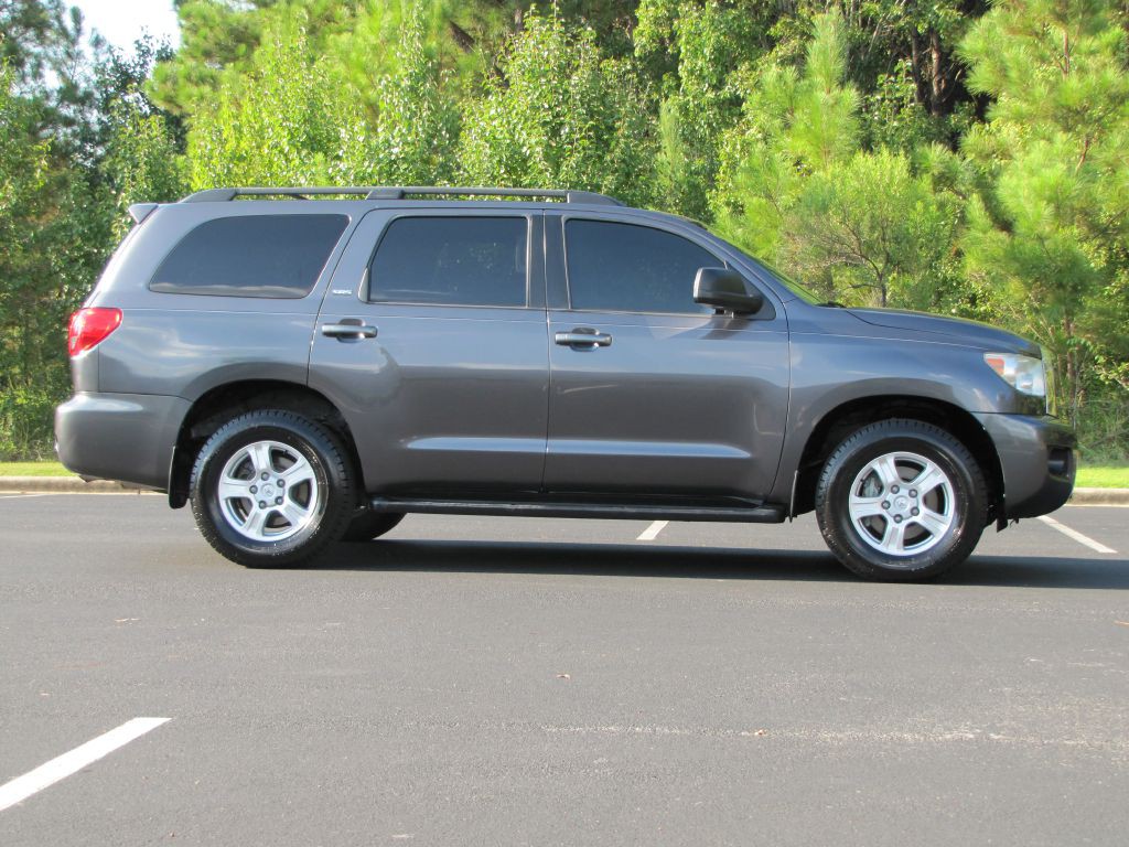 2015 Toyota Sequoia Image 5