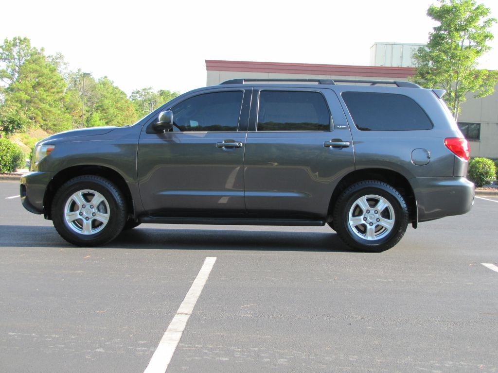 2015 Toyota Sequoia Image 6