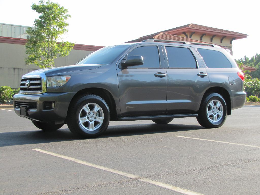 2015 Toyota Sequoia Image 3