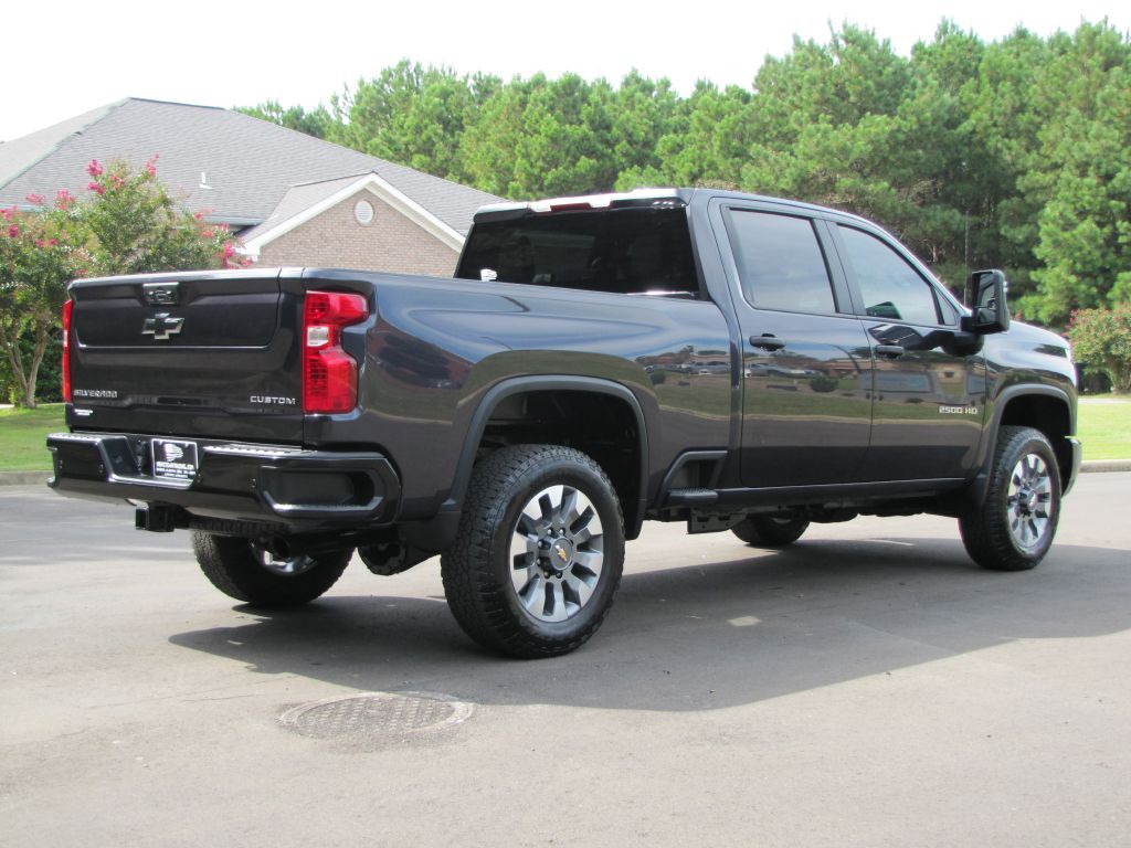 2024 Chevrolet Silverado 1500 Image 7
