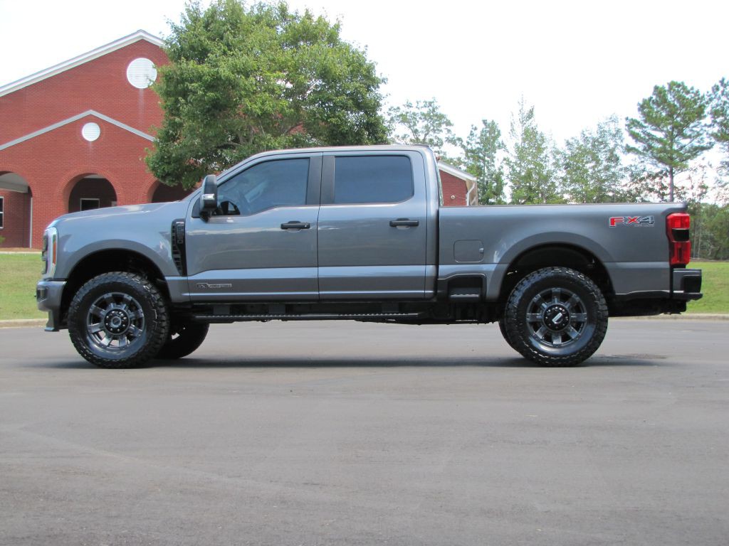 2023 Ford F-250 Image 6