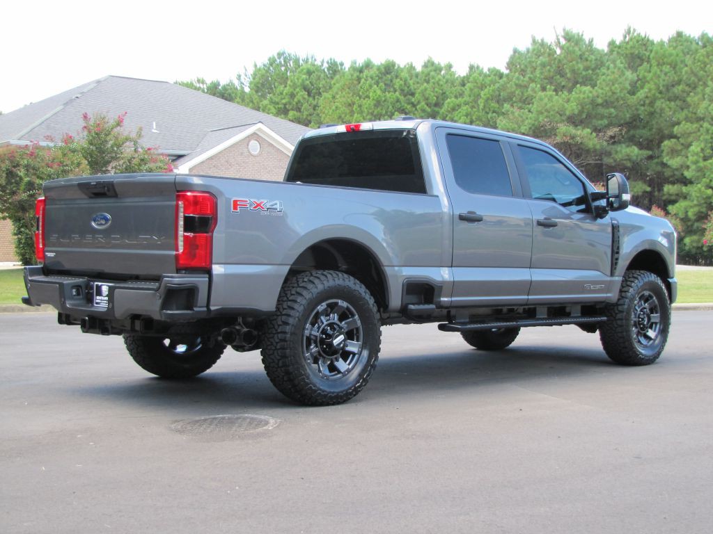2023 Ford F-250 Image 7