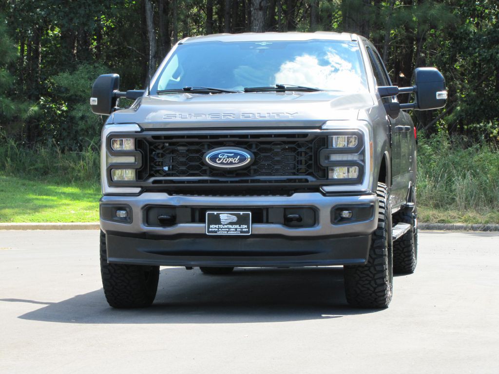 2023 Ford F-250 Image 9