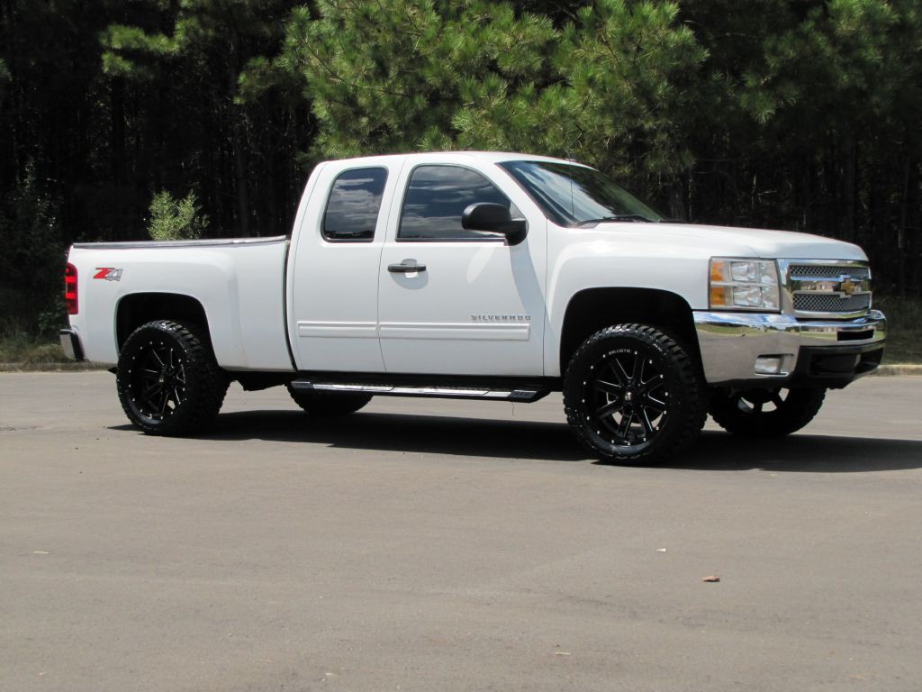 2013 Chevrolet Silverado 1500 Image 3