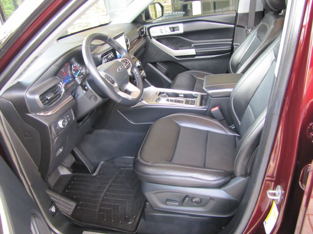 2022 Ford Explorer Image 12