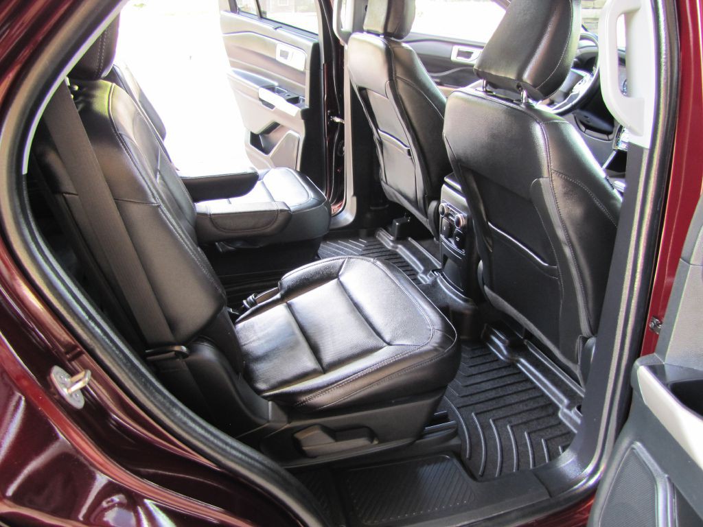 2022 Ford Explorer Image 21