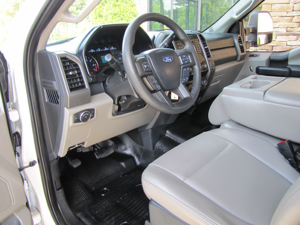 2021 Ford F-350 Image 13