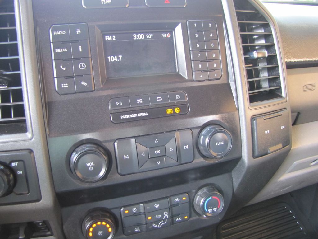 2021 Ford F-350 Image 41