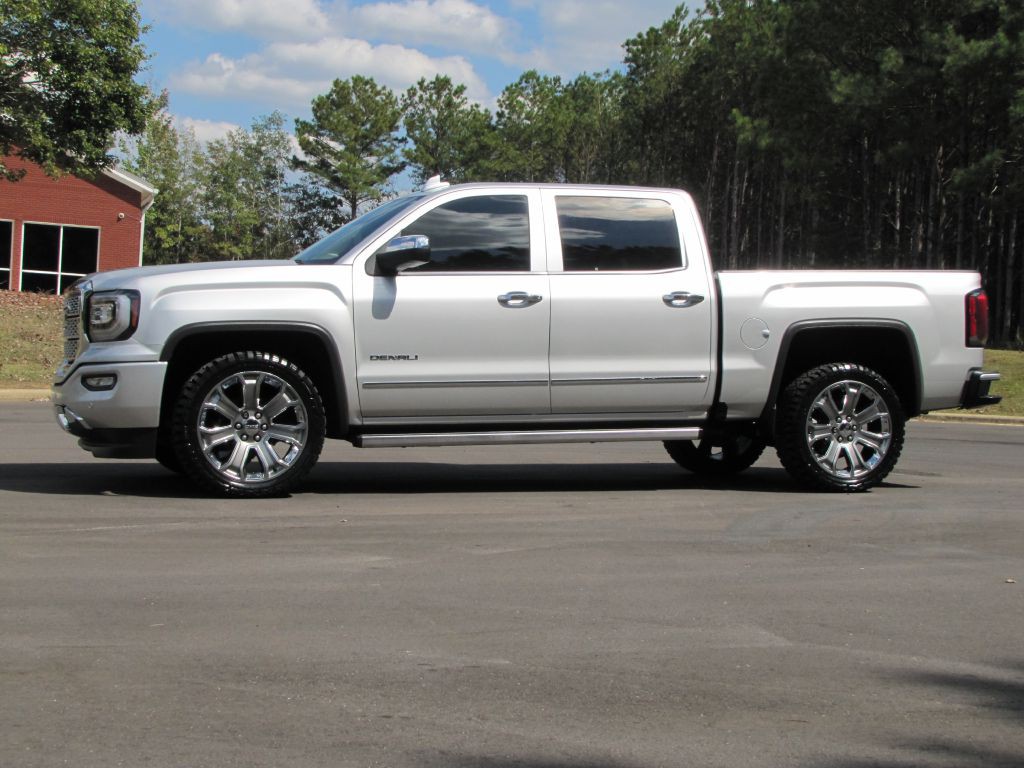 2018 GMC Sierra Image 4