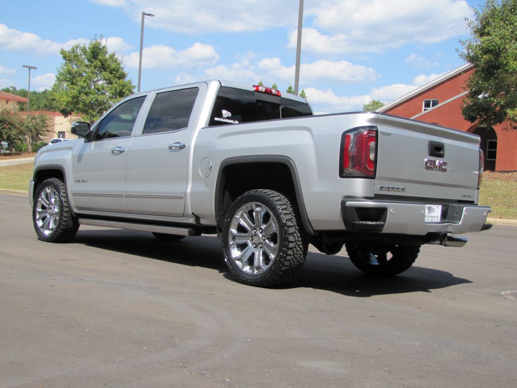 2018 GMC Sierra Image 8