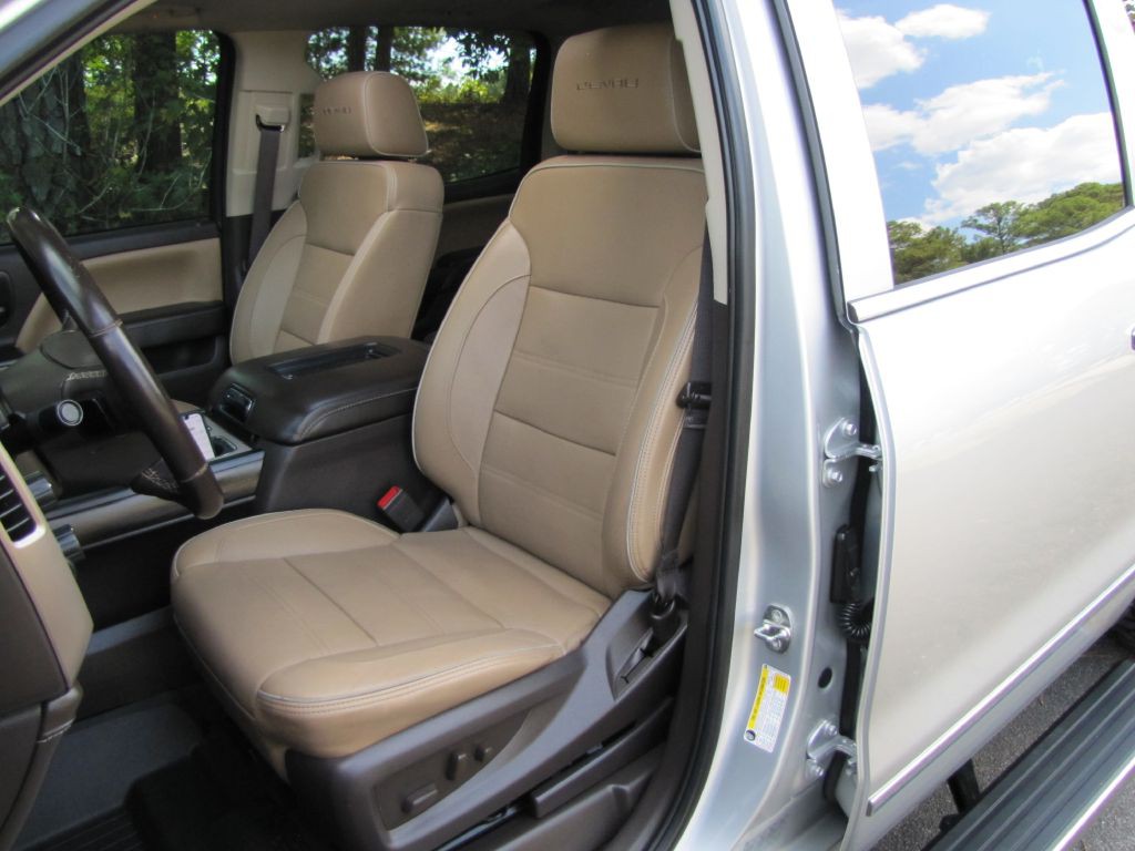 2018 GMC Sierra Image 16