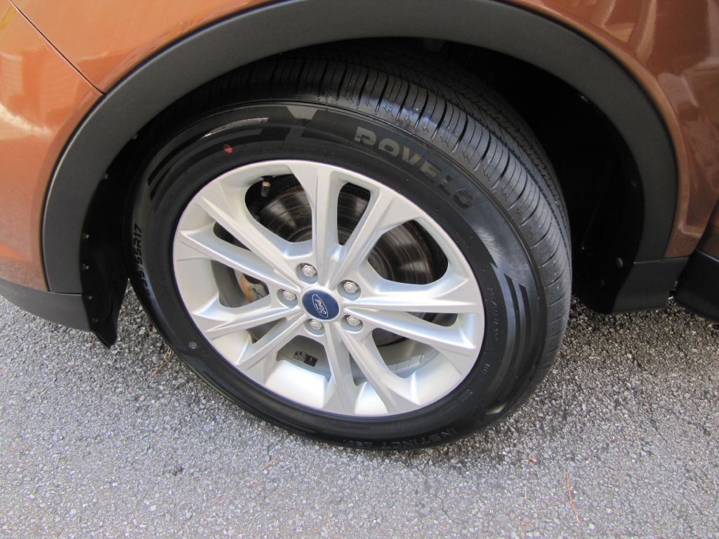 2017 Ford Escape Image 32