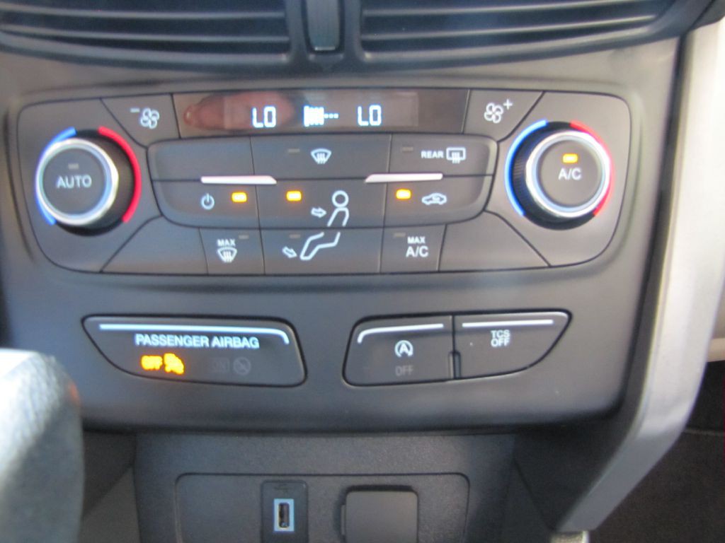 2017 Ford Escape Image 37