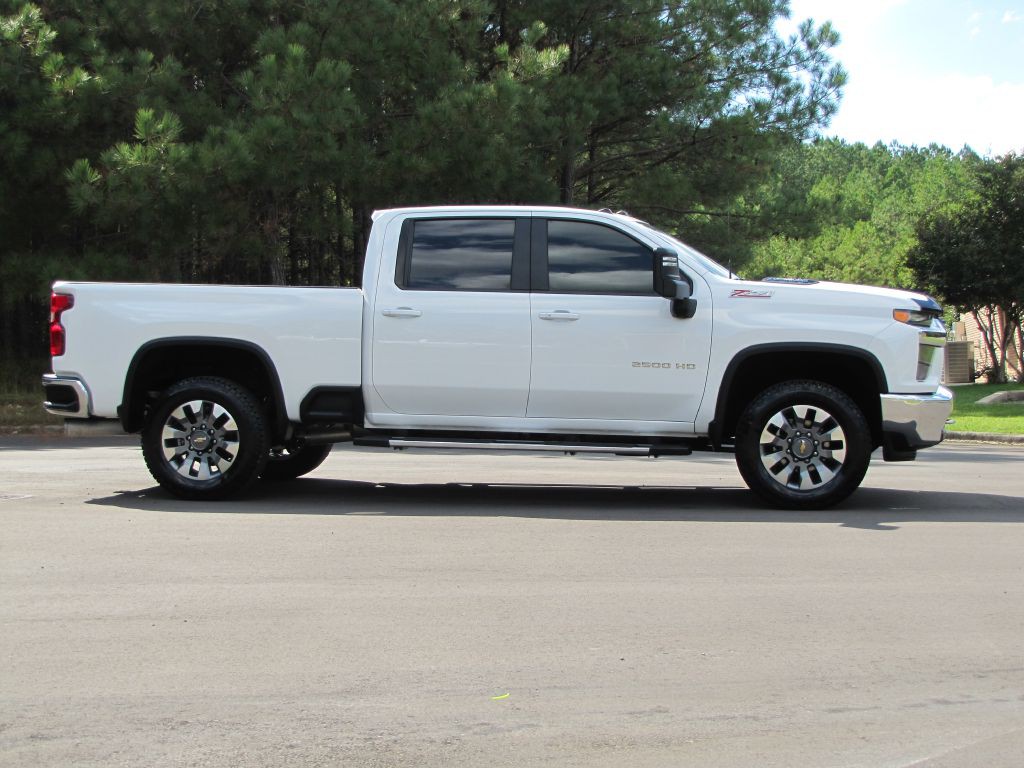 2023 Chevrolet Silverado 1500 Image 4