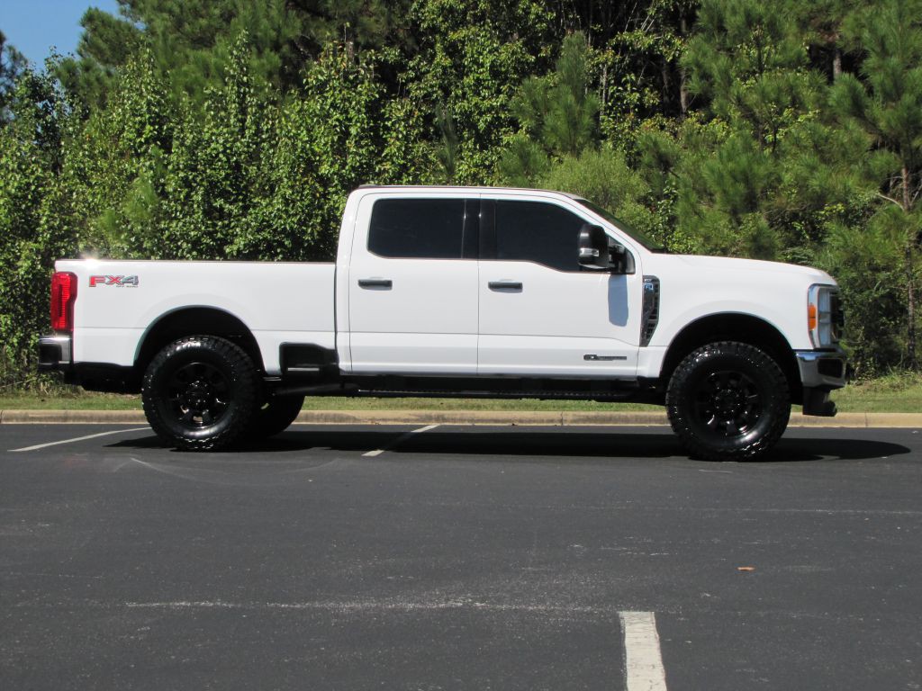 2023 Ford F-250 Image 4