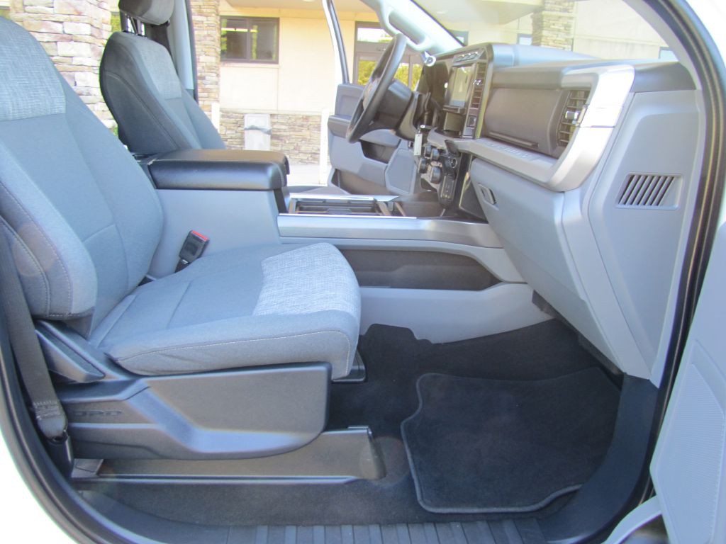 2023 Ford F-250 Image 23