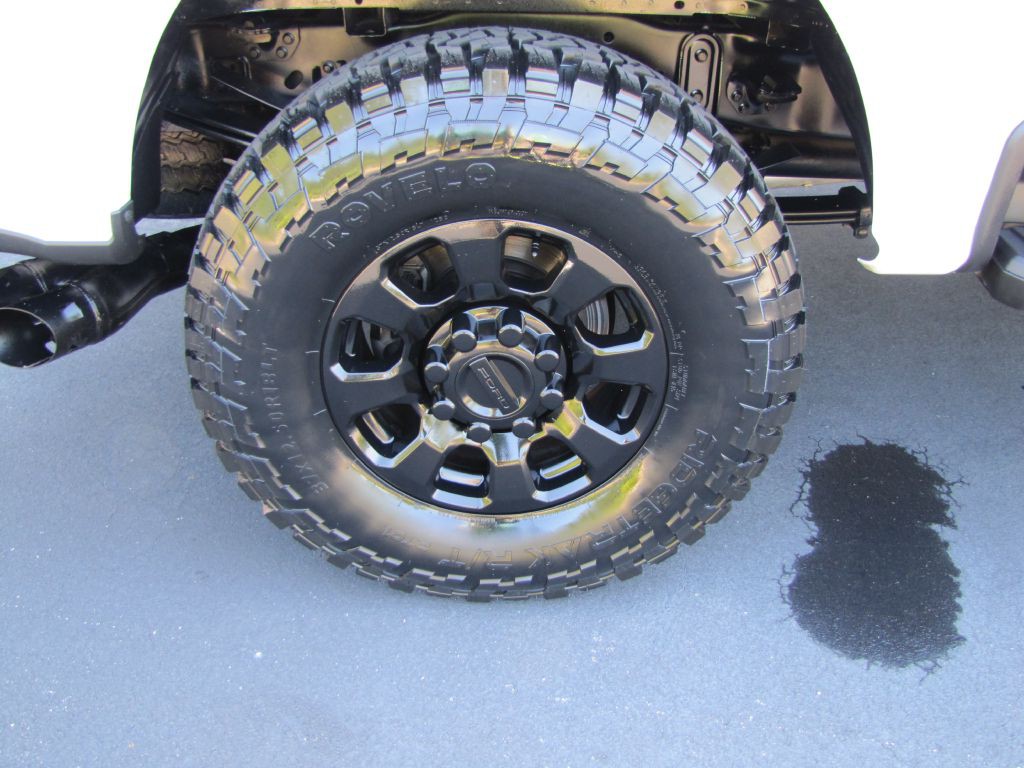 2023 Ford F-250 Image 30