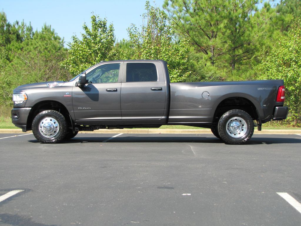 2023 Dodge Ram 3500 Image 3