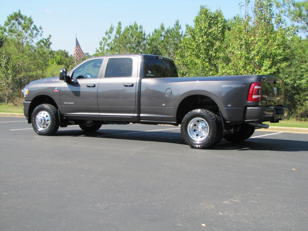 2023 Dodge Ram 3500 Image 7