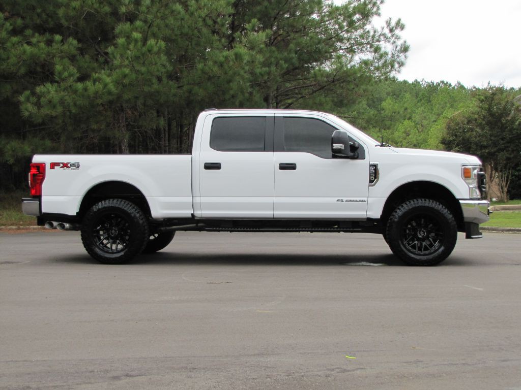 2022 Ford F-250 Image 4