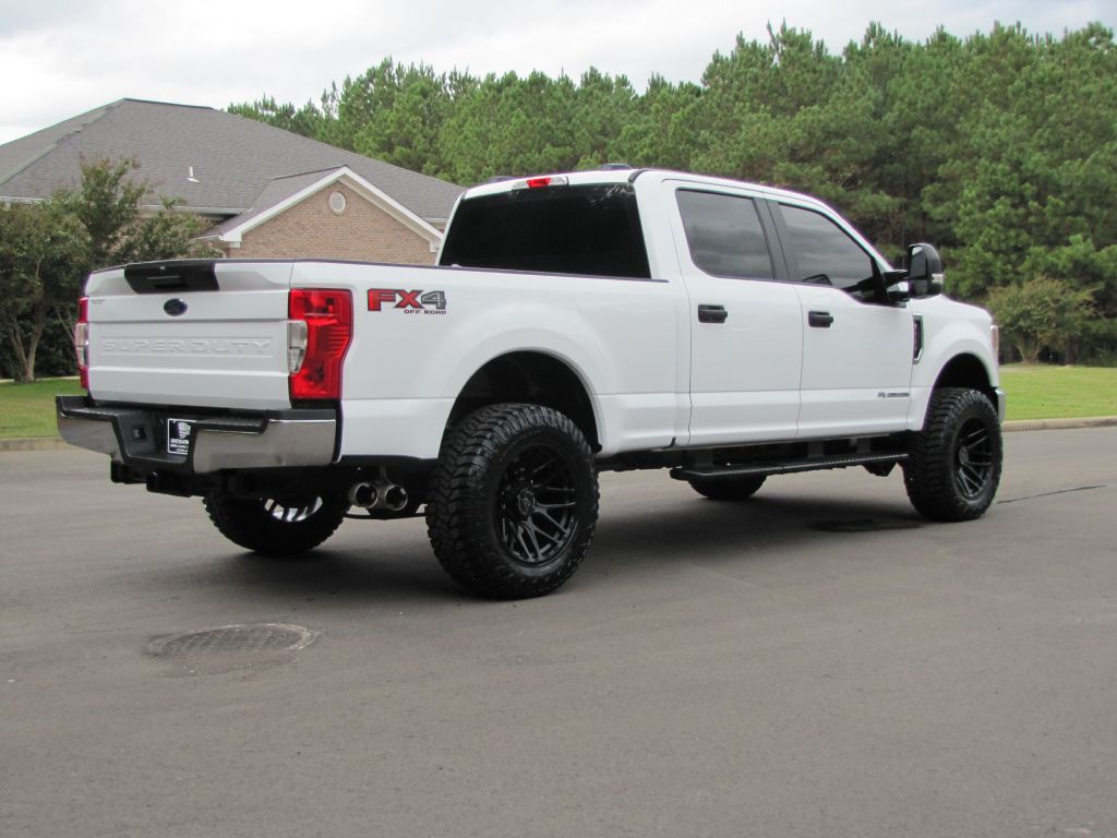 2022 Ford F-250 Image 6