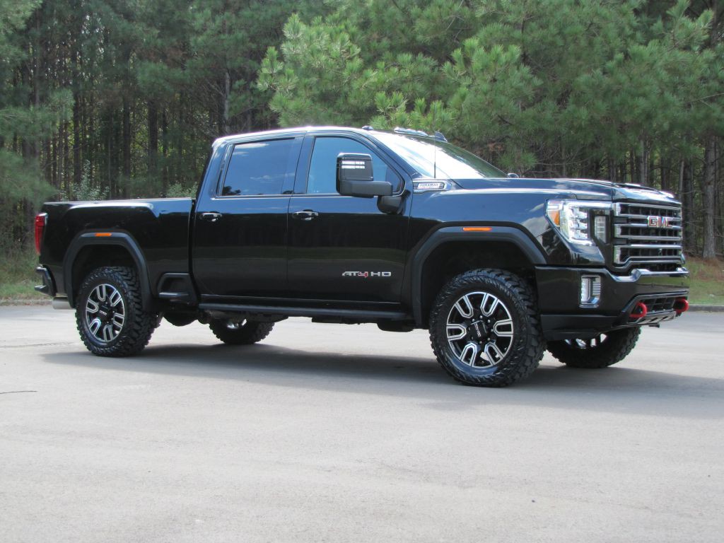 2023 GMC Sierra Image 3