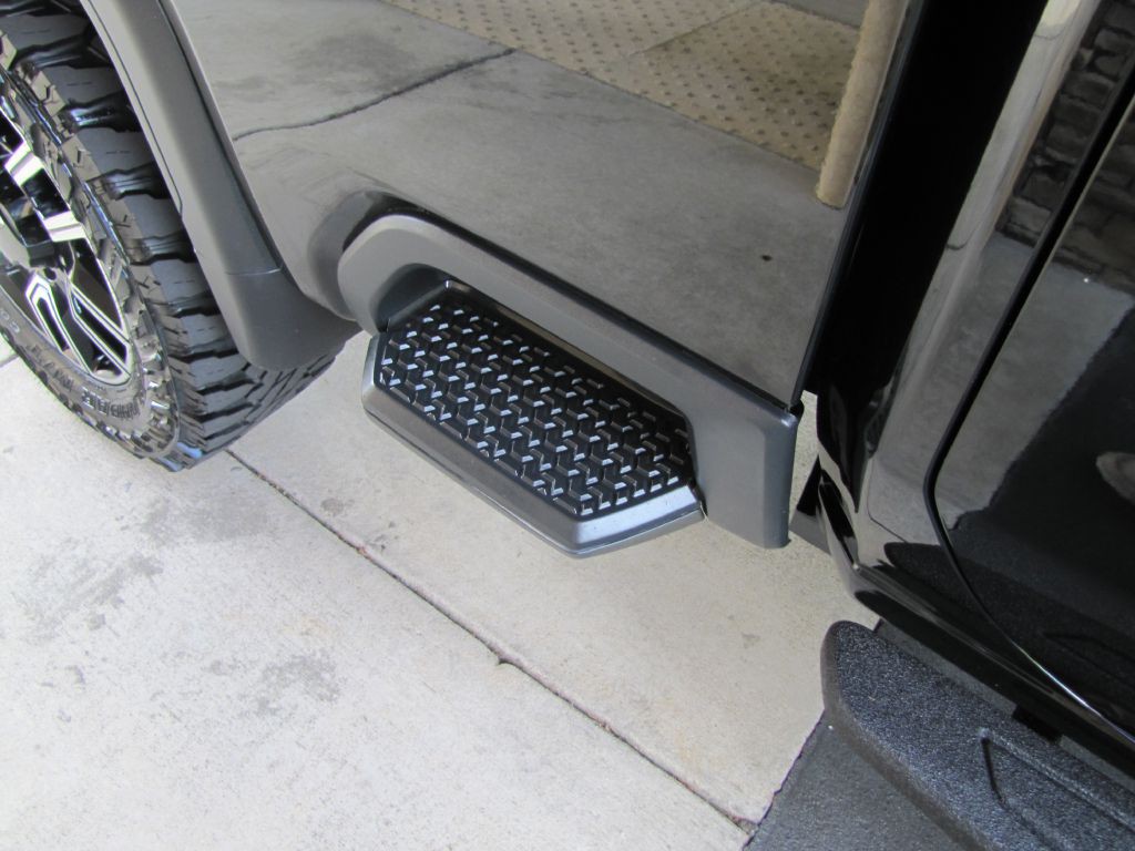 2023 GMC Sierra Image 30