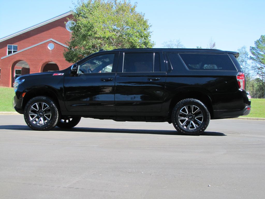2021 Chevrolet Suburban Image 5