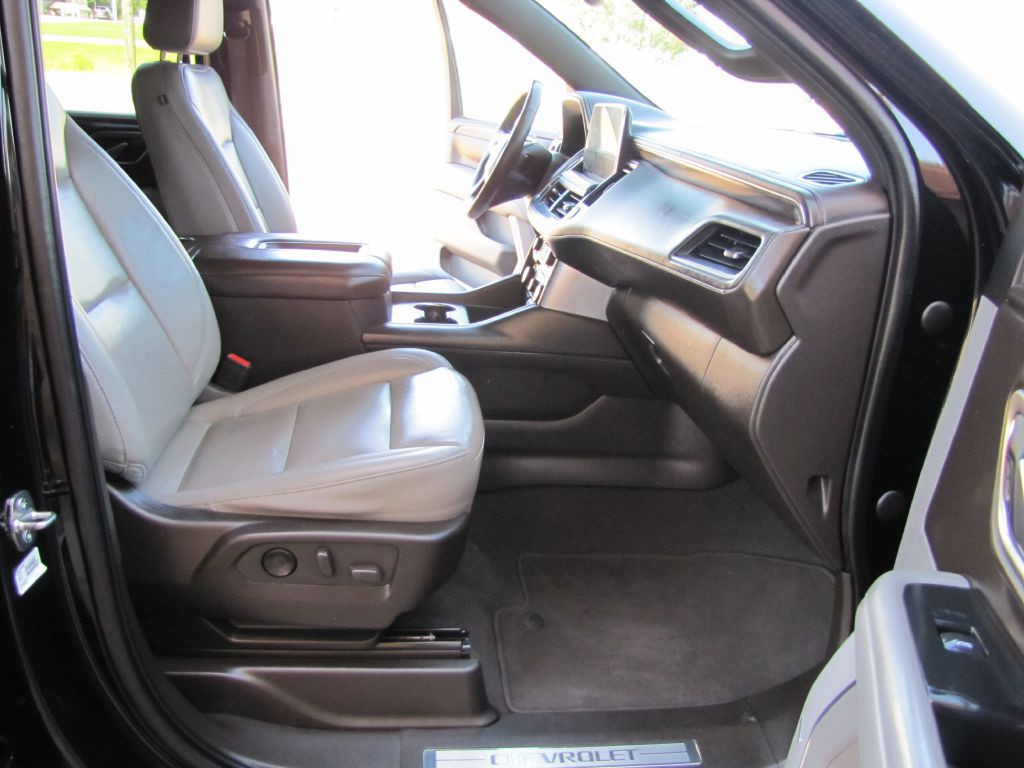 2021 Chevrolet Suburban Image 23