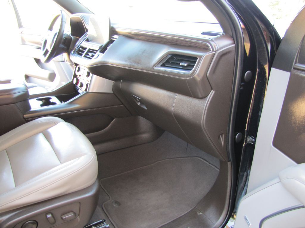 2021 Chevrolet Suburban Image 24