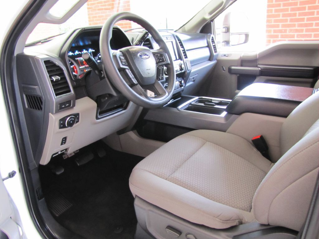 2022 Ford F-250 Image 13
