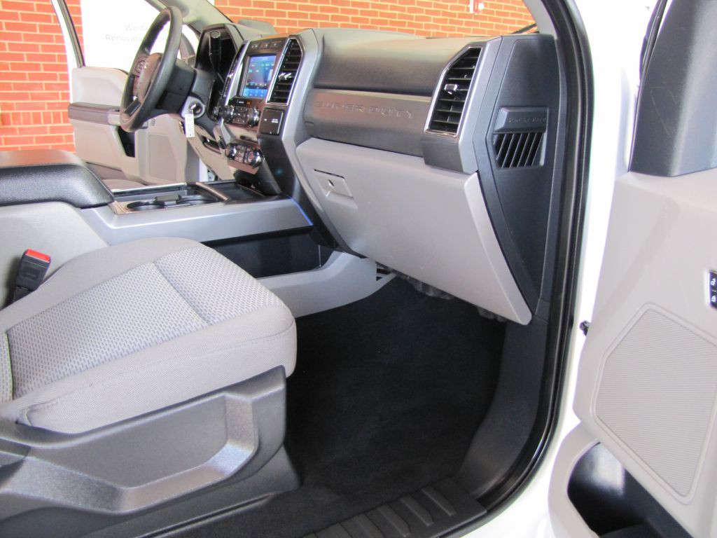 2022 Ford F-250 Image 21