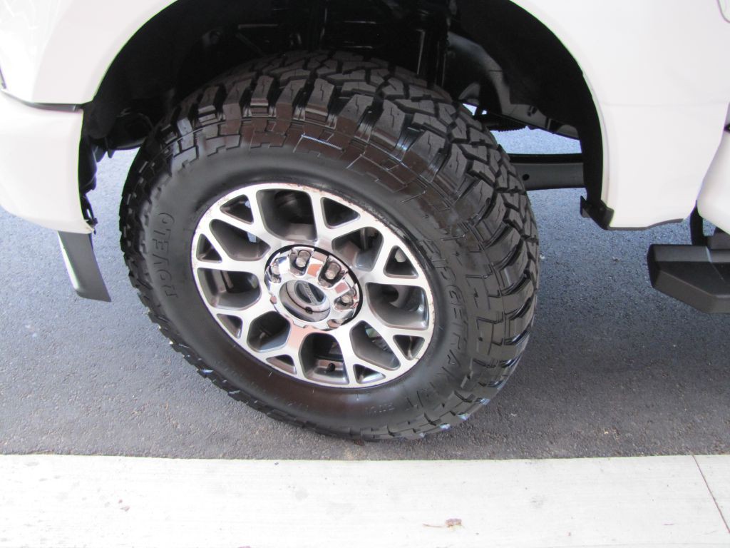 2022 Ford F-250 Image 35