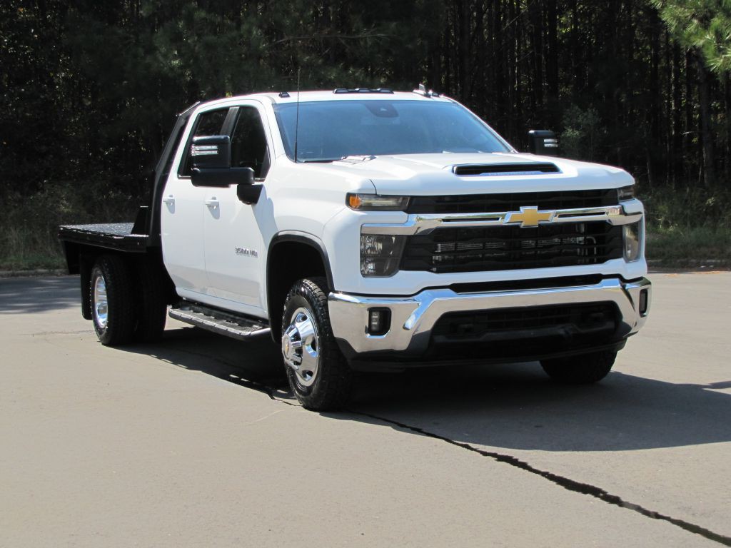 2024 Chevrolet Silverado 1500 Image 8