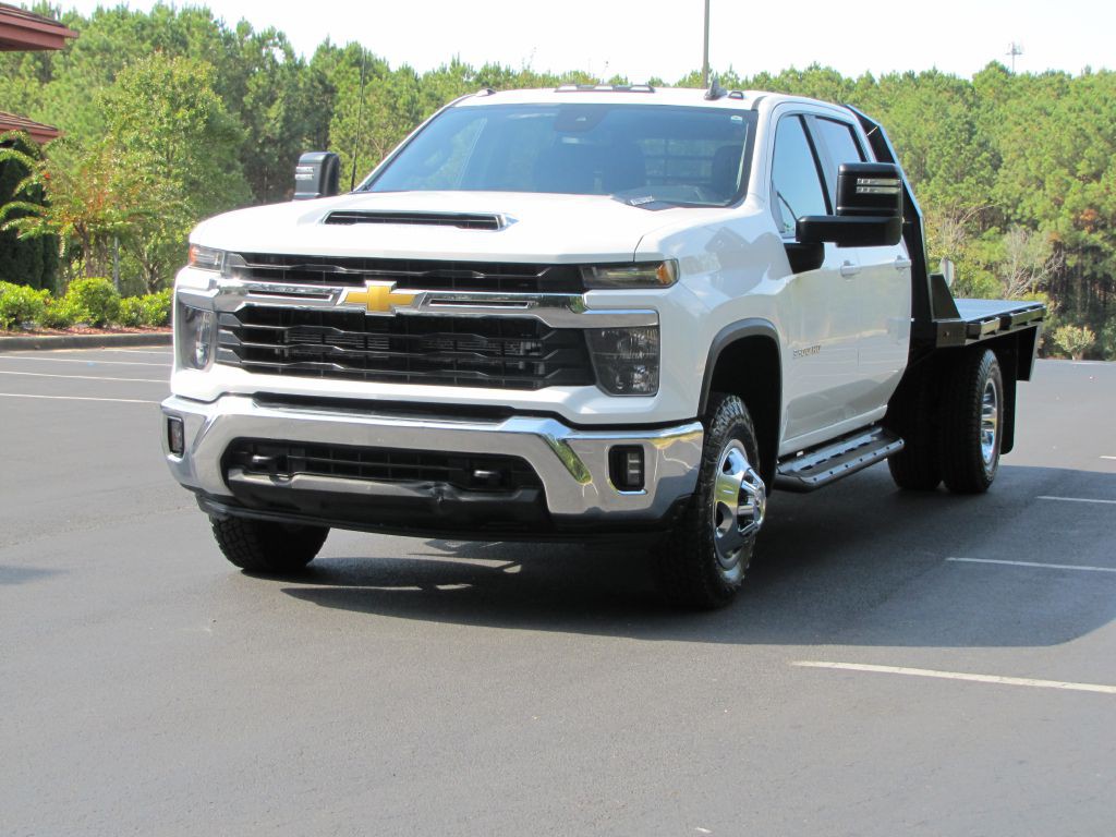 2024 Chevrolet Silverado 1500 Image 9